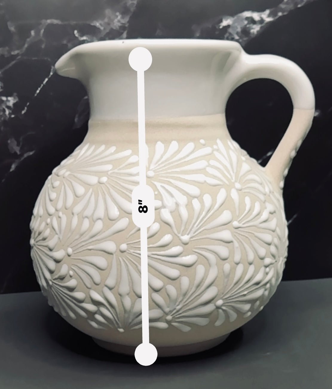 White Espiga Pitcher Set