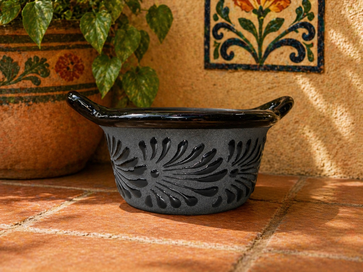 Black Espiga Salsa Bowl